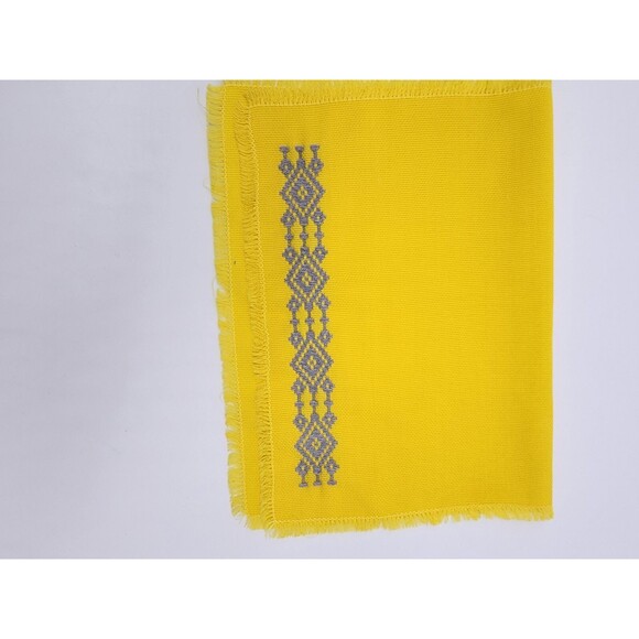 Vtg Hand Embroidered Applique Table Runner 4 Placemat 4 Napkin Set Yellow cloth - Picture 6 of 12